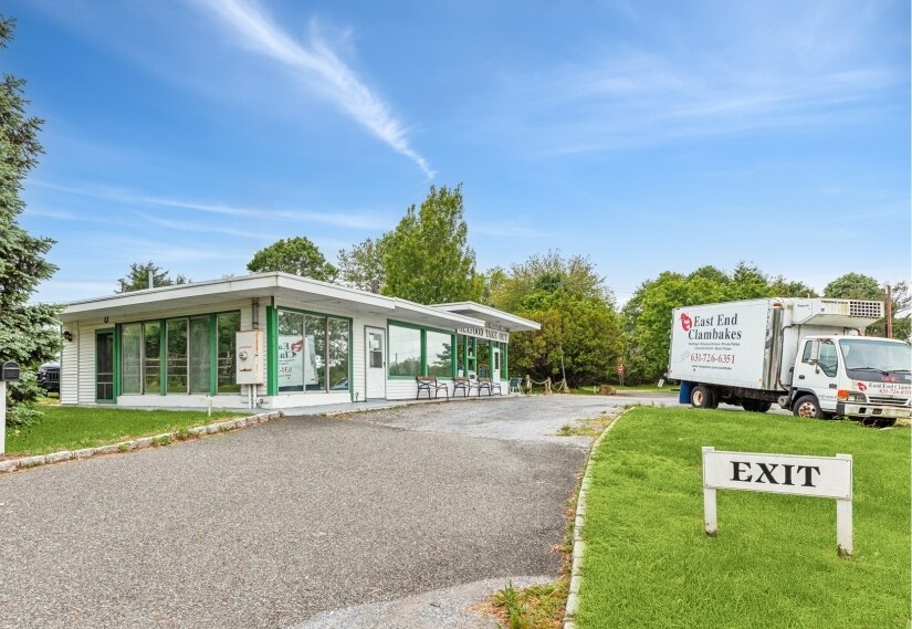 More Photos Of 590 County Road 39, Southampton Flex For Sale