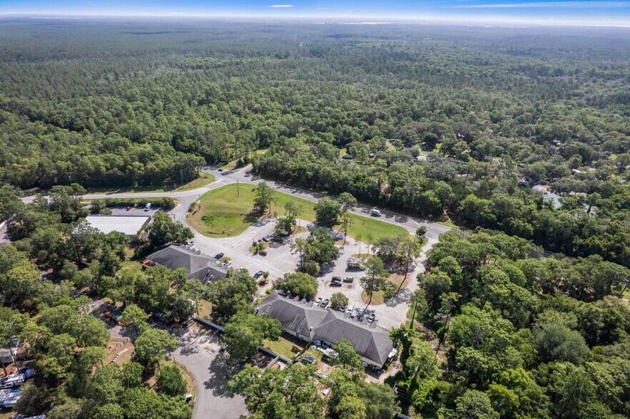 More Photos Of 14100 N Highway 19, Salt Springs Storefront Retail Office For Lease