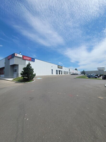 More Photos Of 1275 Morningside Ave, Toronto Warehouse For Lease