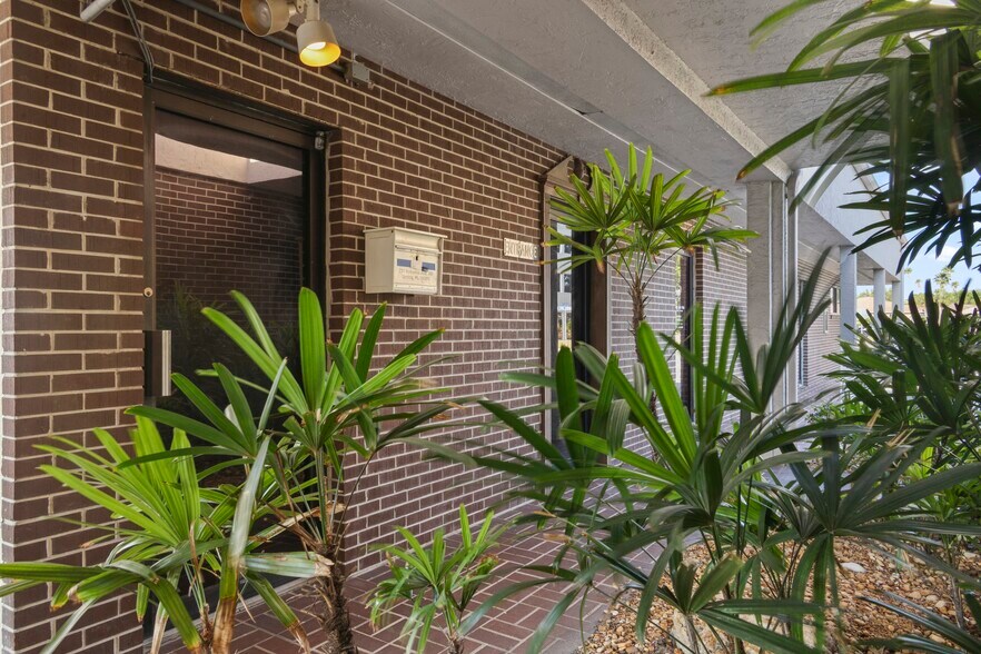 More Photos Of 227-233 Nokomis Ave, Venice Office For Sale
