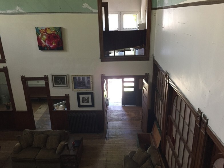 More Photos Of 349 N Monroe St, Lapeer Religious Facility For Sale