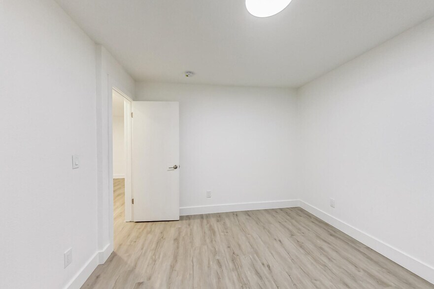 More Photos Of 2537 Ellsworth St, Berkeley Apartments For Sale