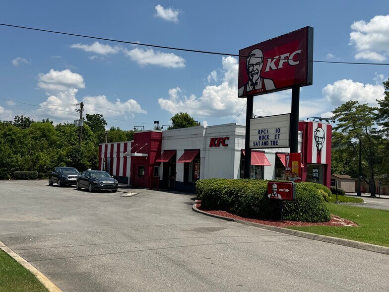 More Photos Of 1020 Oak Ridge Tpke, Oak Ridge Fast Food For Sale