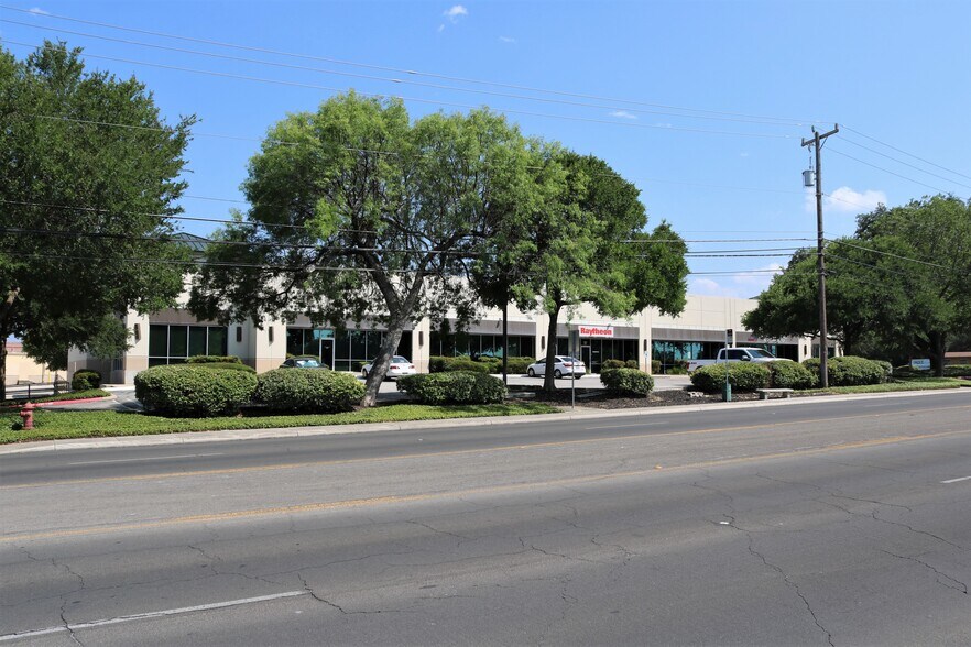 More Photos Of 5300 Wurzbach Rd, San Antonio Research And Development For Sale