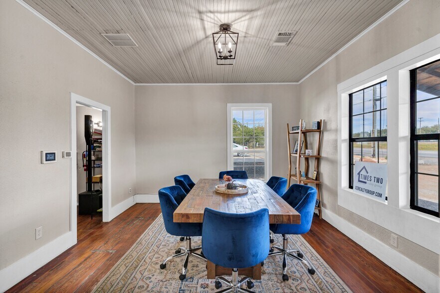 More Photos Of 209 W State Highway 171, Godley Restaurant For Sale