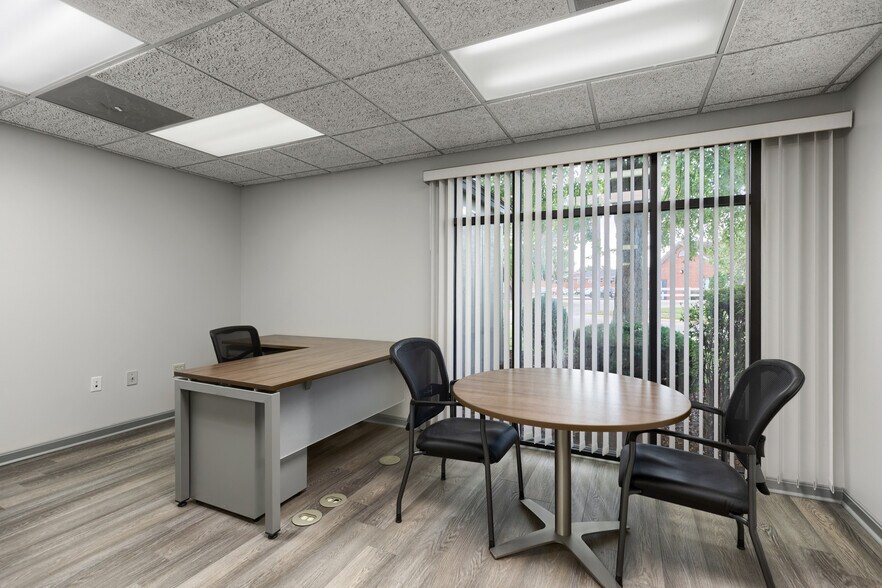 More Photos Of 725 Harvard Dr, Owensboro Coworking Space