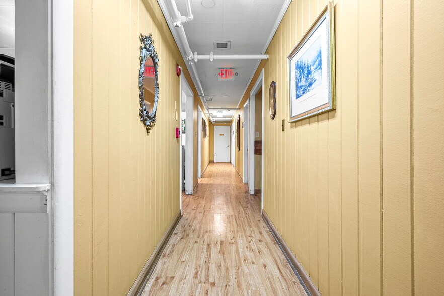 More Photos Of 345 Garfield St, McMinnville Assisted Living For Sale