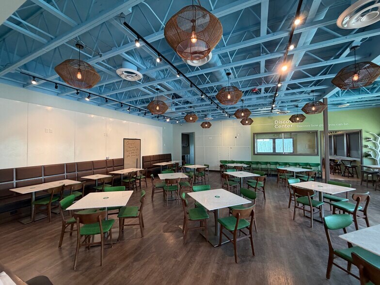 More Photos Of 12634 Indore Pl, Littleton Restaurant For Sale