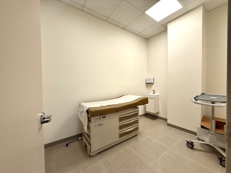 More Photos Of 35-08 146th St, Flushing Apartments For Lease