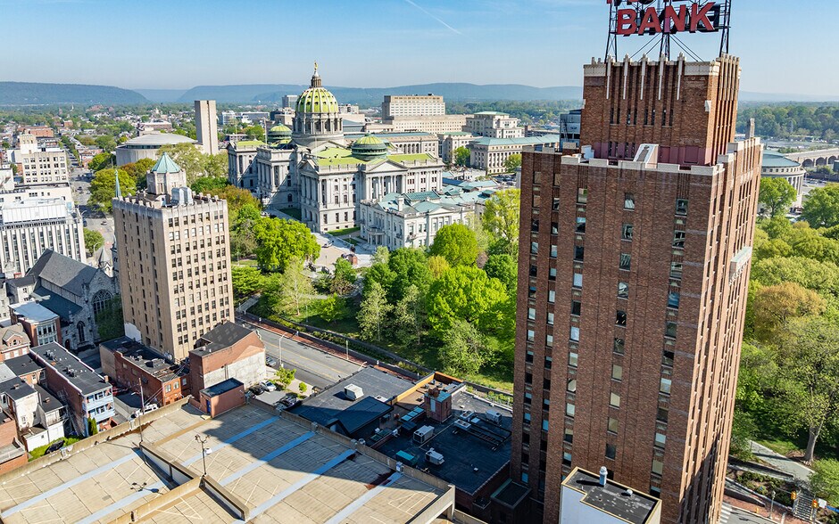 More Photos Of 208 N 3rd St, Harrisburg Office For Lease