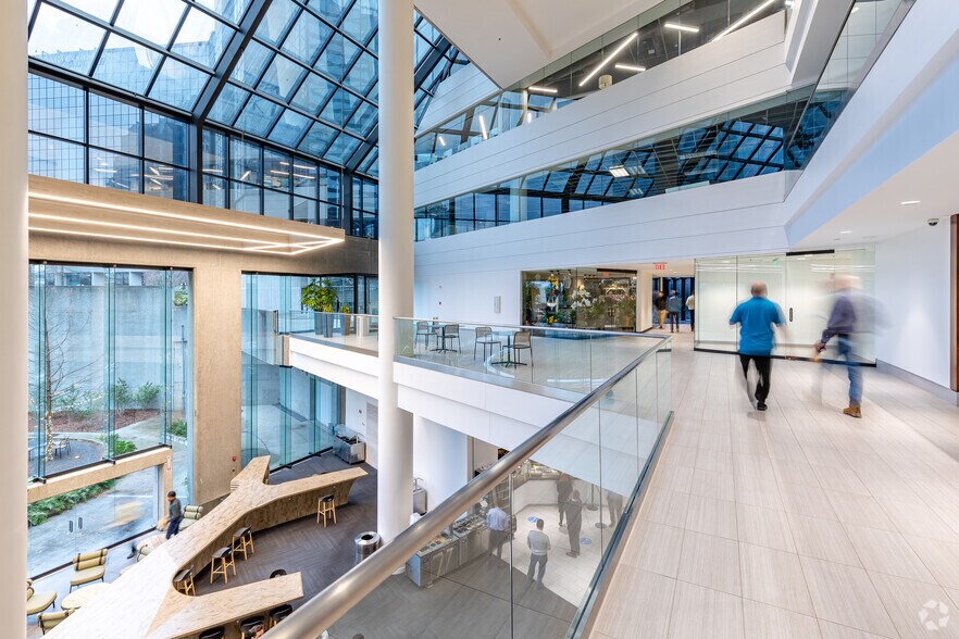 More Photos Of 3333 Peachtree Rd Ne, Atlanta Office For Lease