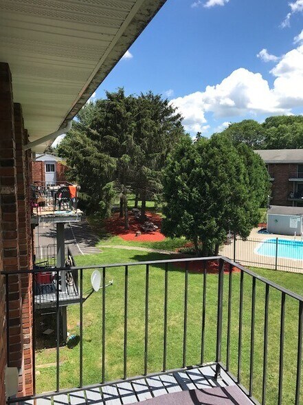 More Photos Of 44 Rickard St, Cortland Apartments For Sale