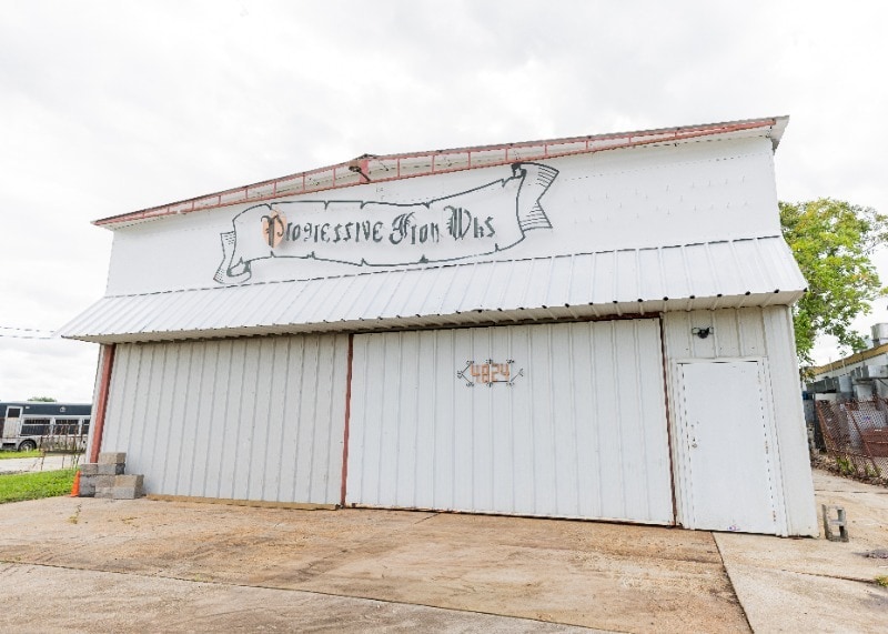 Primary Photo Of 4824 Pontchartrain Dr, Slidell Industrial For Lease