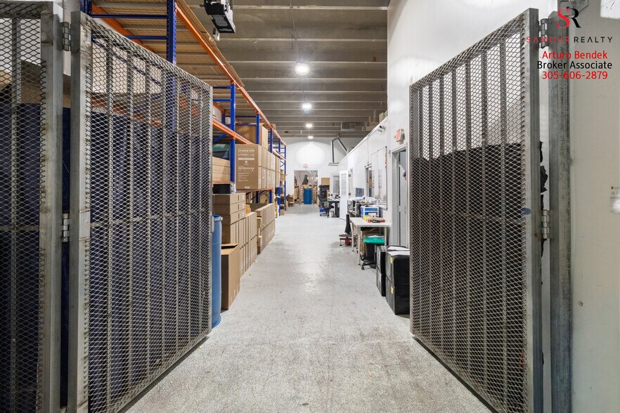 More Photos Of 3317-3347 NW 74th Ave, Miami Warehouse For Sale