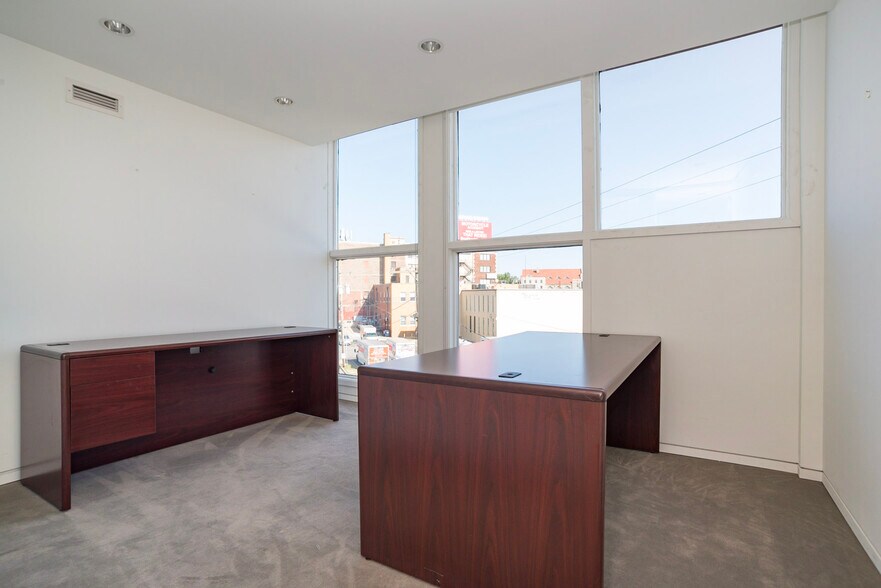 More Photos Of 4049 Pennsylvania Ave, Kansas City Office Residential For Lease