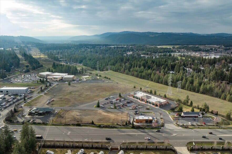 More Photos Of 10925 N Newport Hwy, Spokane Freestanding For Lease