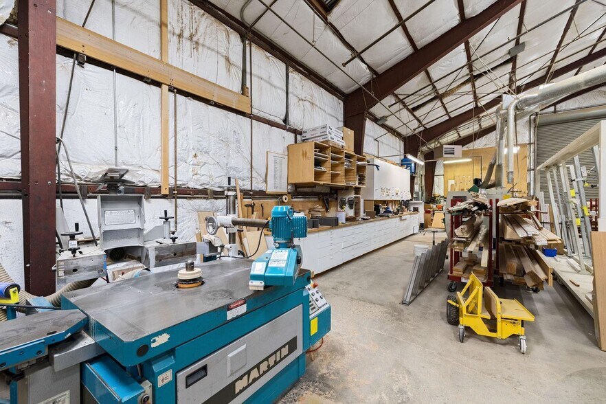 More Photos Of 709 N Sacramento St, Lodi Warehouse For Sale