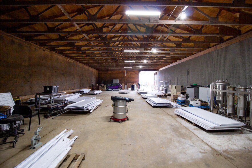 More Photos Of 6924 Peck Rd, Eaton Rapids Industrial For Sale