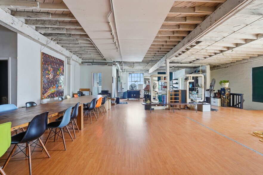 More Photos Of 714 Ducommun St, Los Angeles Manufacturing For Lease