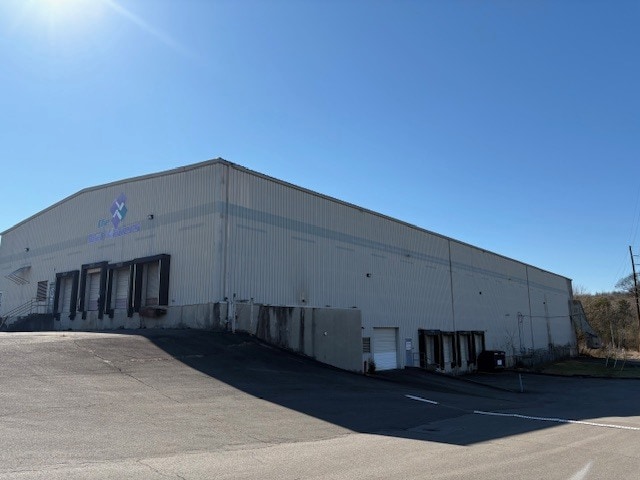 More Photos Of 1612 Congress Pky S, Athens Bank For Sale