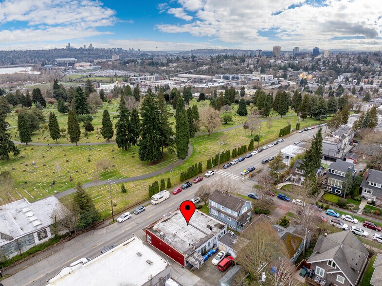 More Photos Of 3404-3410 NE 55th St, Seattle General Retail For Sale