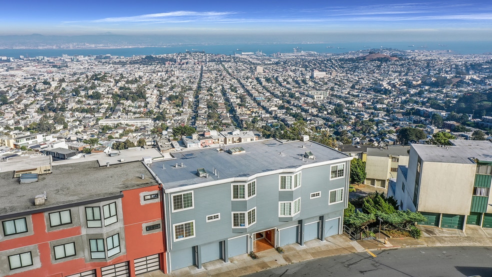 More Photos Of 74 Crestline Dr, San Francisco Multifamily For Sale