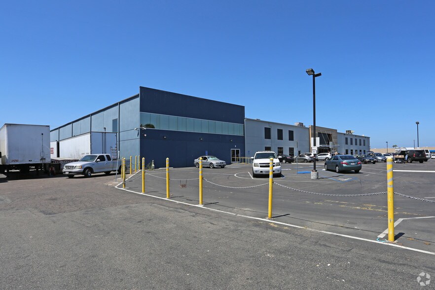 Primary Photo Of 2727 Kurtz St, San Diego Research And Development For Lease