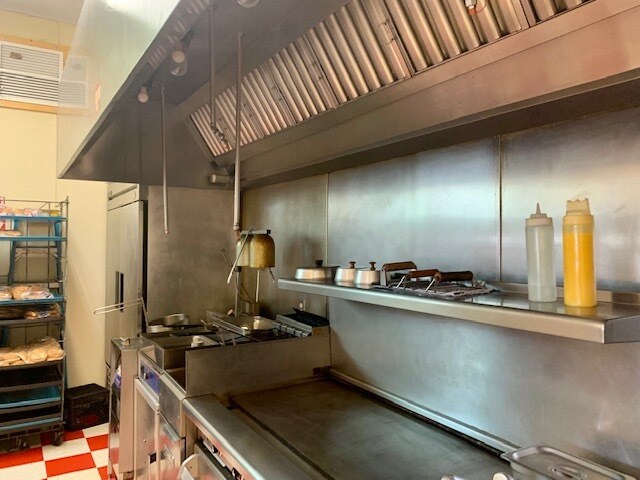 More Photos Of 415 N Mount Shasta Blvd, Mount Shasta Restaurant For Lease