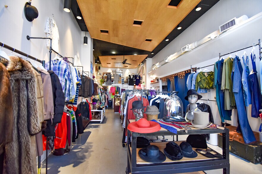 More Photos Of 2104 18th St NW, Washington Storefront Retail Residential For Lease