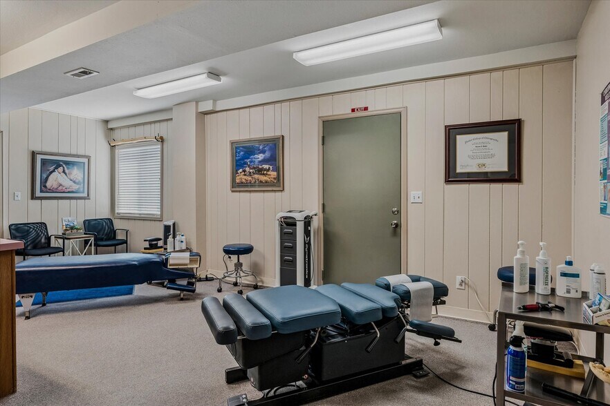 More Photos Of 350 W Kiowa Ave, Elizabeth Office For Sale