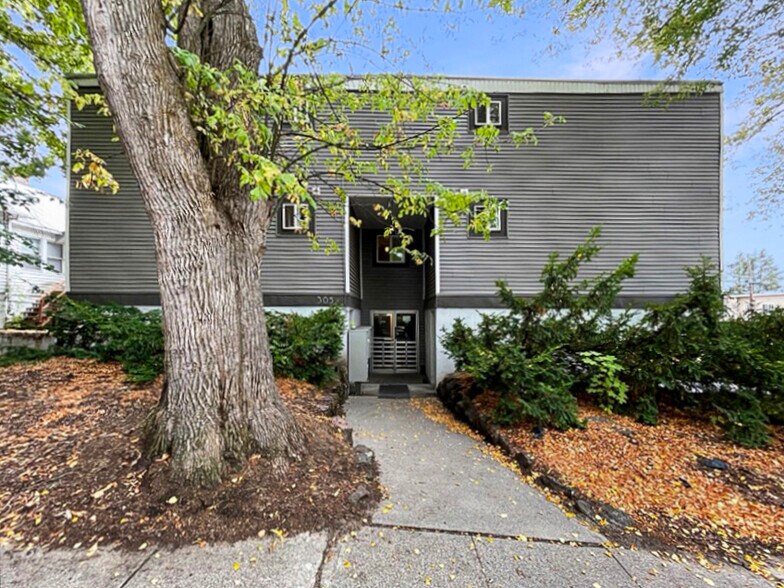 More Photos Of 305 NE Spaulding St, Pullman Apartments For Sale