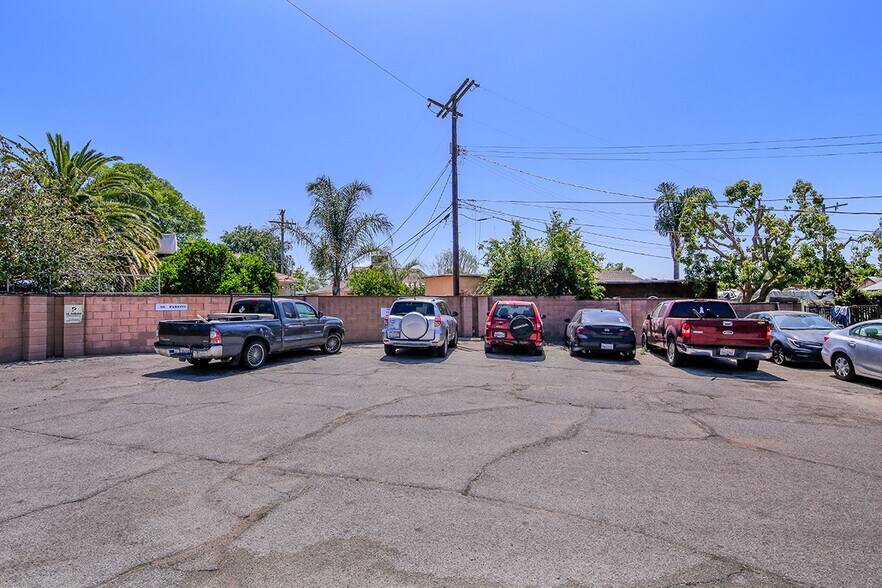 More Photos Of 12528 Bradley Ave, Sylmar Apartments For Sale
