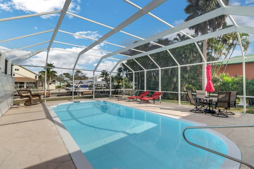 More Photos Of 4838 Esplanade St, Bonita Springs Multifamily For Sale