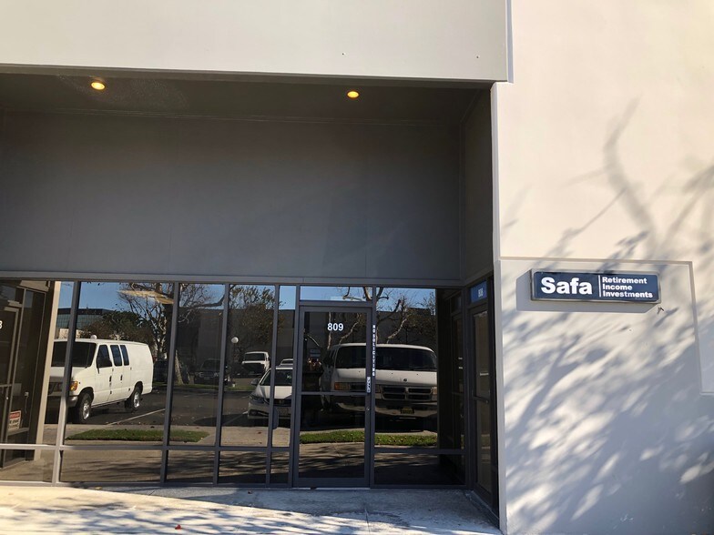 More Photos Of 3609 W MacArthur Blvd, Santa Ana Manufacturing For Lease