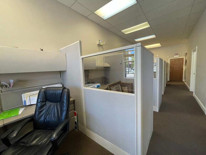 More Photos Of 3605 W Belmont Ave, Chicago Storefront Retail Residential For Lease