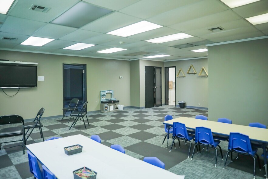 More Photos Of 6800 N Bryant Ave, Oklahoma City Religious Facility For Sale