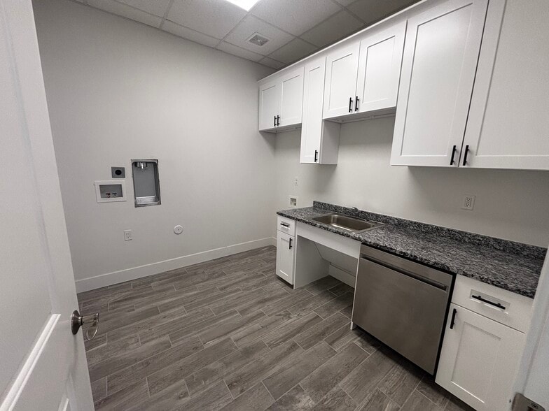 More Photos Of 1462 W Ustick Rd, Meridian Office For Lease