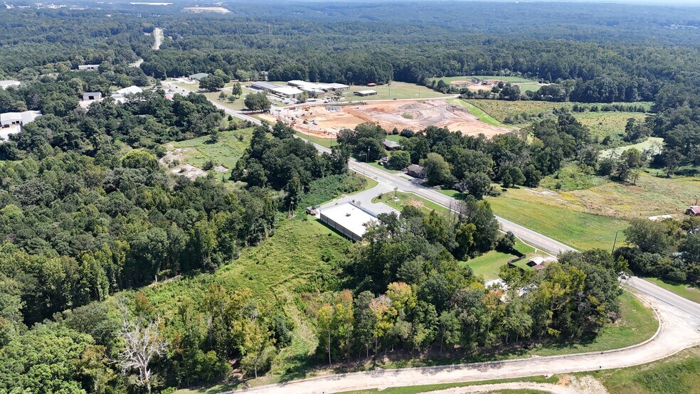 More Photos Of 13790 Veterans Memorial Hwy, Winston Office Residential For Sale