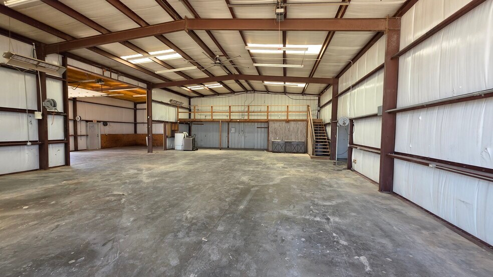 More Photos Of 5904 N County Road 1150, Midland Industrial For Lease