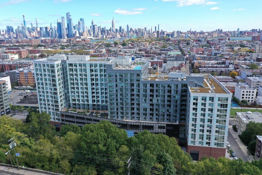 More Photos Of 770 Jackson St, Hoboken Apartments For Lease