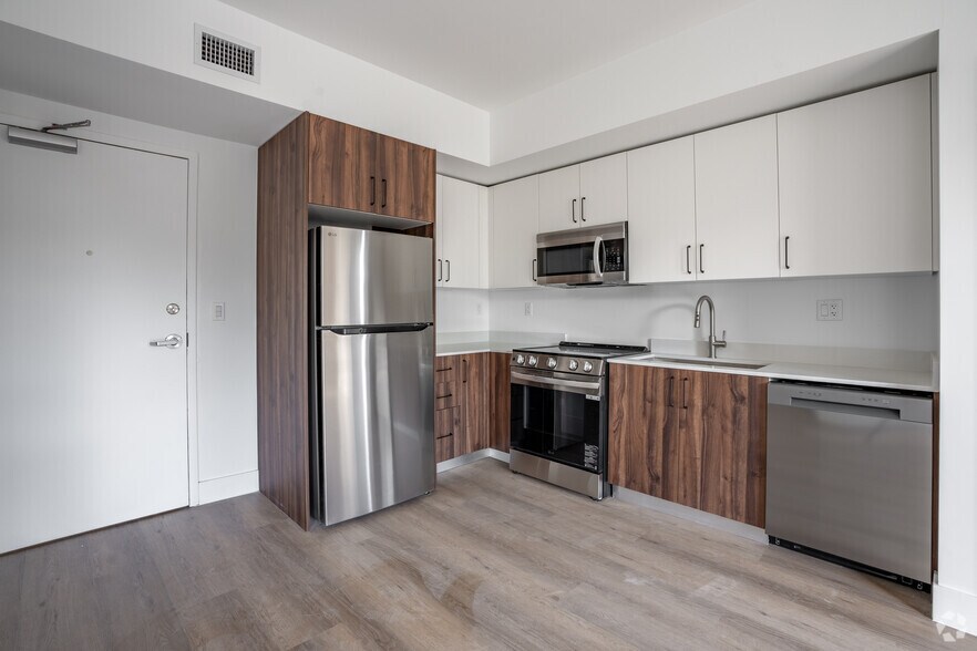 More Photos Of 2479 Northeast 192 Street, Miami Apartments For Lease
