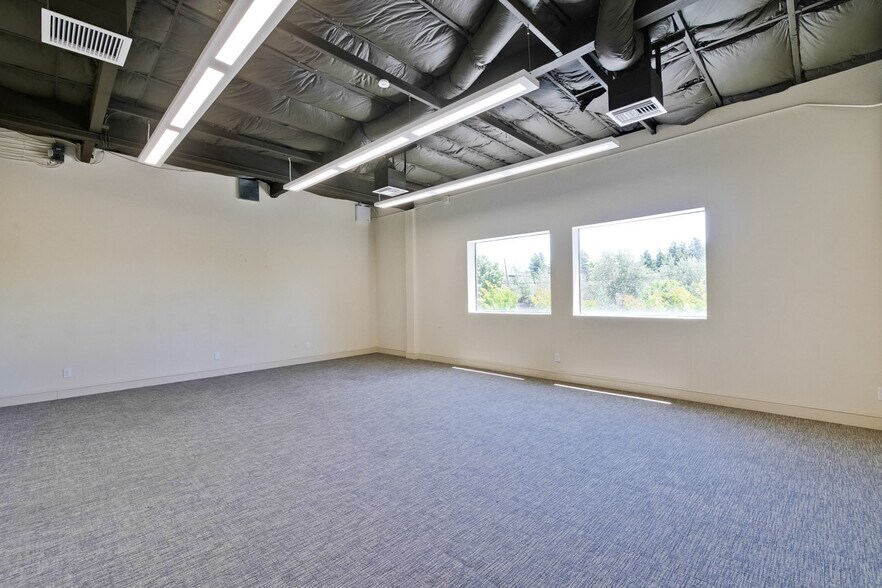 More Photos Of 853 Brown Rd, Fremont Research And Development For Lease