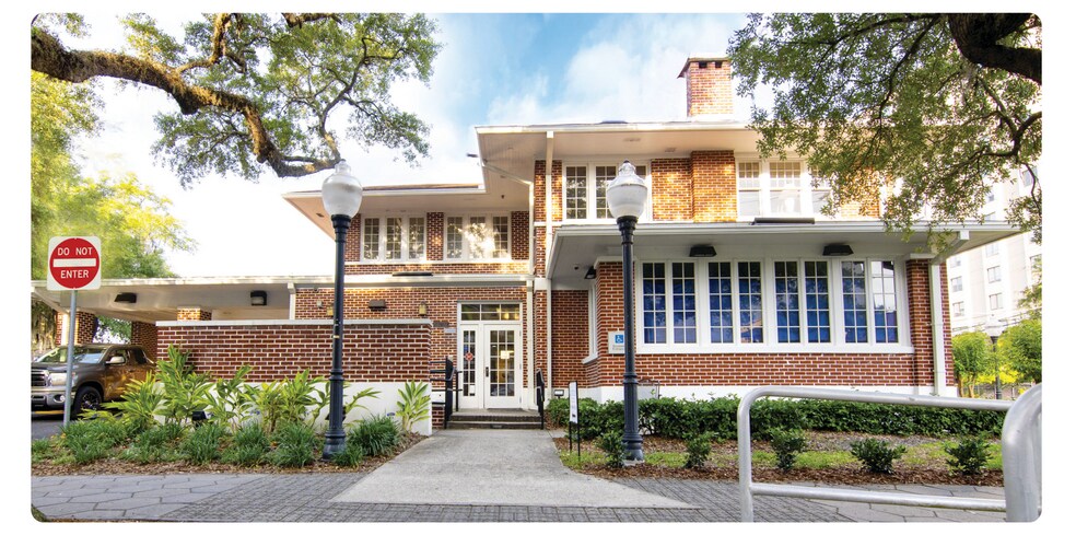 Primary Photo Of 1604 Margaret St, Jacksonville Bank For Lease