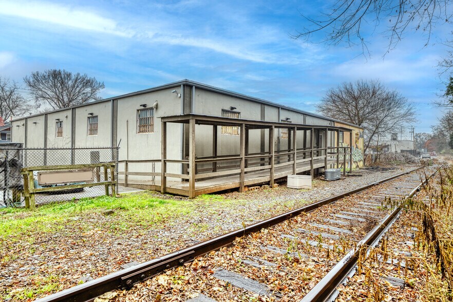 More Photos Of 1004 Sevier Ave, Knoxville Warehouse For Sale