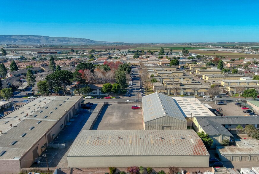 More Photos Of 504 S Western Ave, Santa Maria Warehouse For Sale