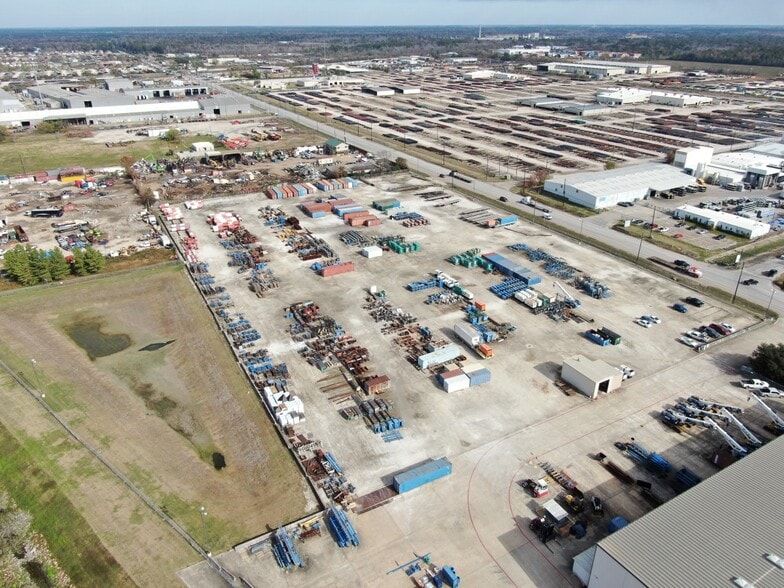 More Photos Of 9803 Sheldon Rd, Houston Manufacturing For Lease