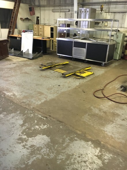 More Photos Of 1280 Sans Souci Pky, Wilkes-Barre Auto Dealership For Sale