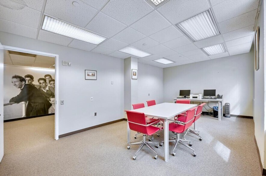 More Photos Of 125 Maiden Ln, New York Medical For Sale