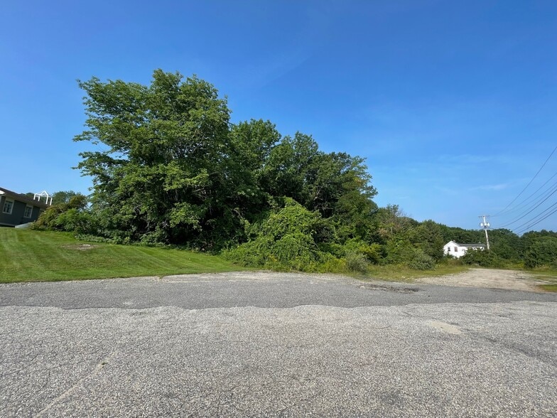 More Photos Of 642 Main St, Saco Land For Sale