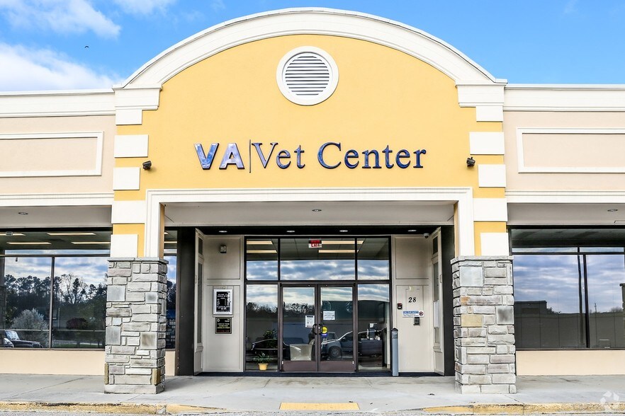 More Photos Of 1645 Downtown West Blvd, Knoxville General Retail For Sale